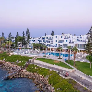 Курортный комплекс Nausicaa Beach